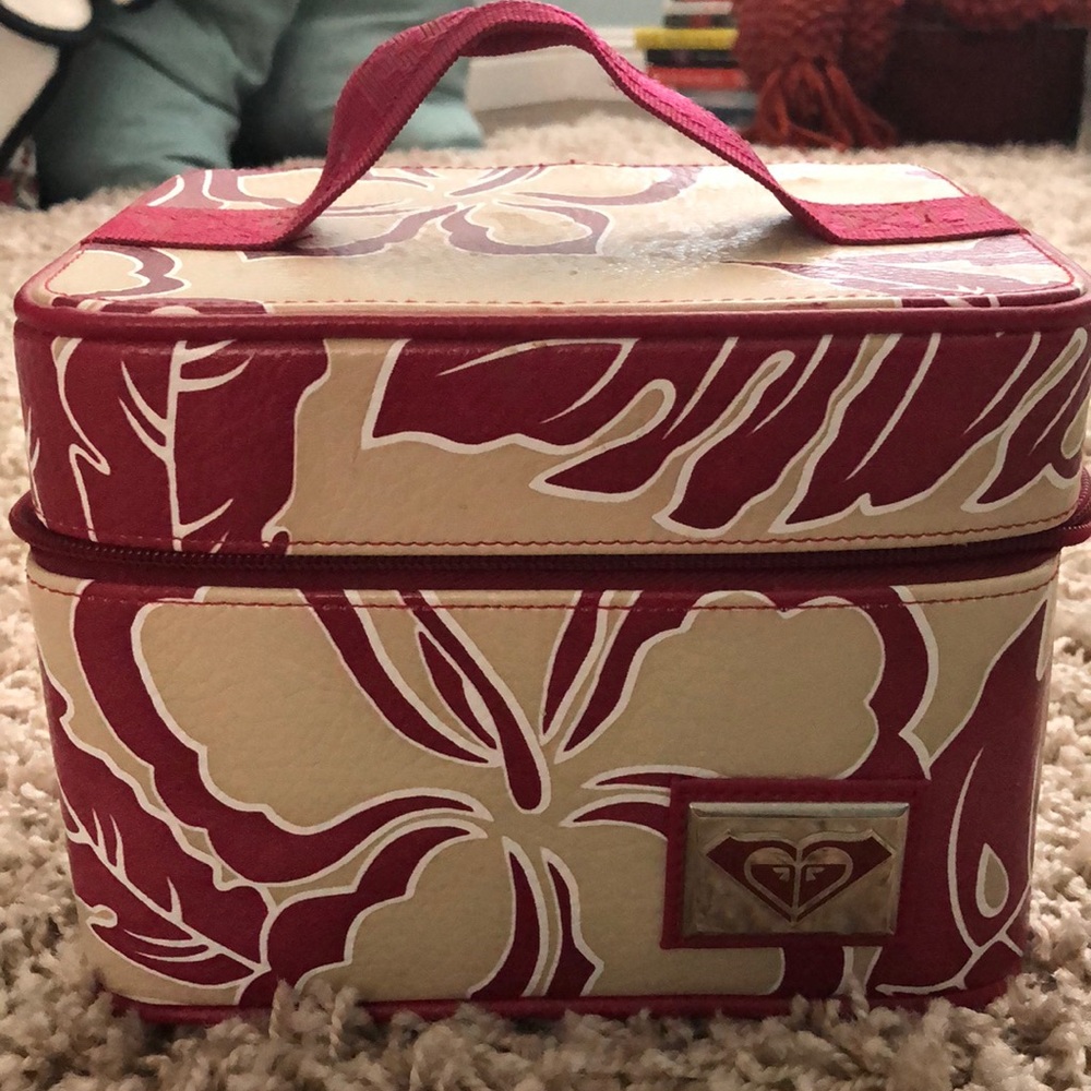 Makeup case